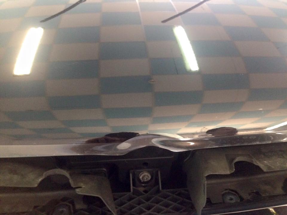 поклейка пленки на капот Volkswagen Touareg