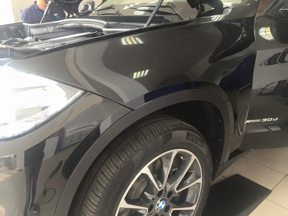 защищаем BMW X5 полиуретановой пленкой
