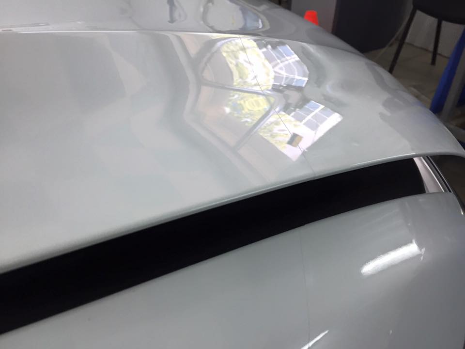 стандартный набор из пленки на Tesla Model S