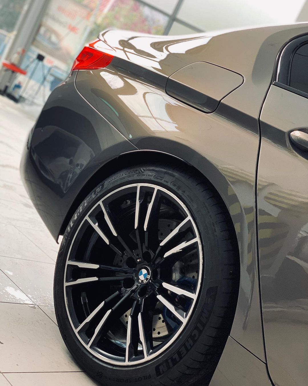 BMW M5F90: Полная защита ЛКП кузова | Вид сзади 2